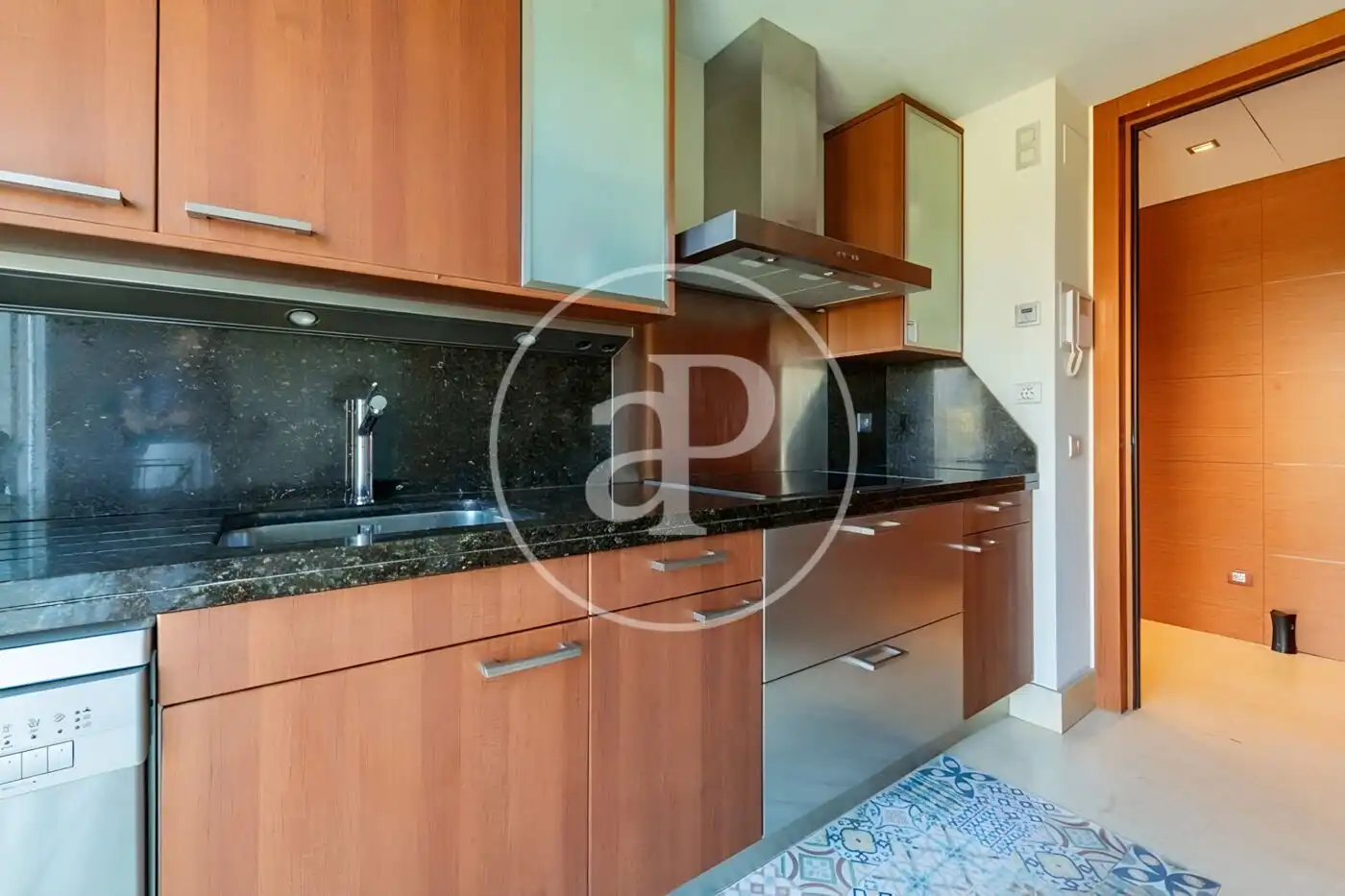 Piso con terraza en venta en C. de Buitrago del Lozoya, imagen 12