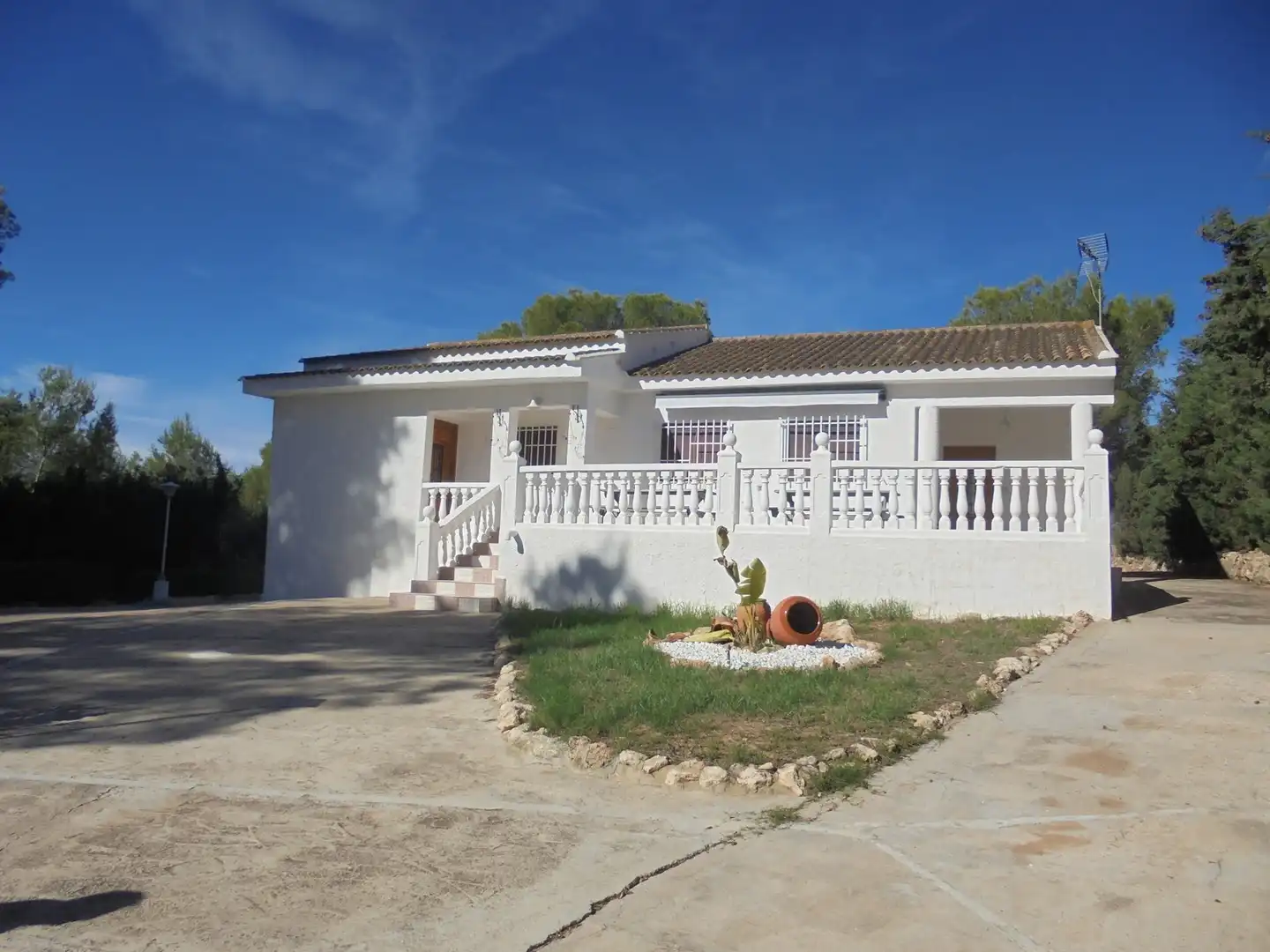 Chalet con piscina en venta en Vilamarxant