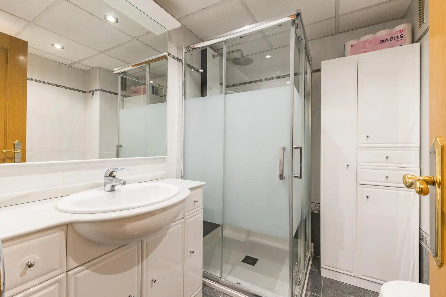 Baño de Piso en venta en Valencia con Aire acondicionado y Calefacción