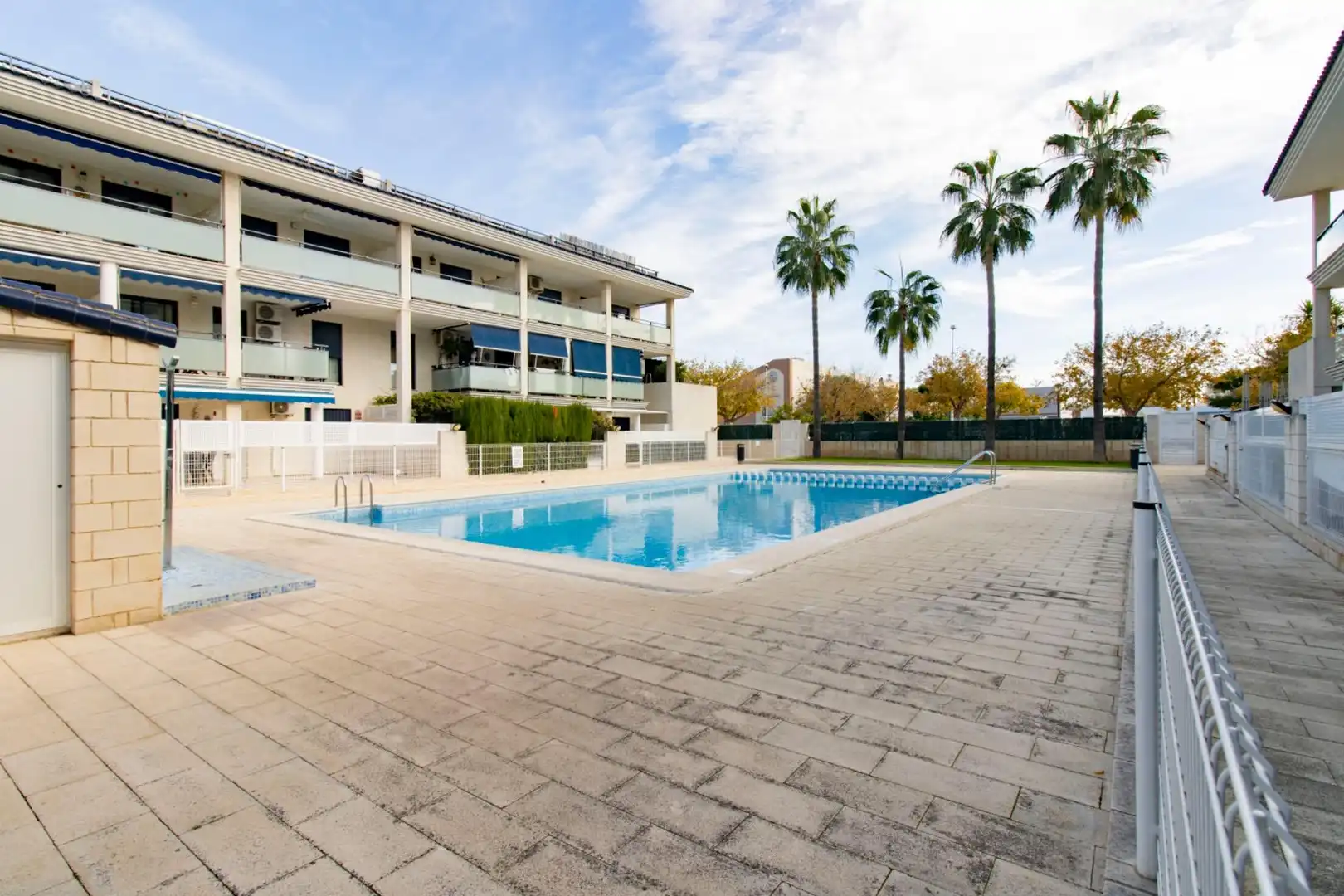 Piscina de Apartament en venda en Playas de Puçol