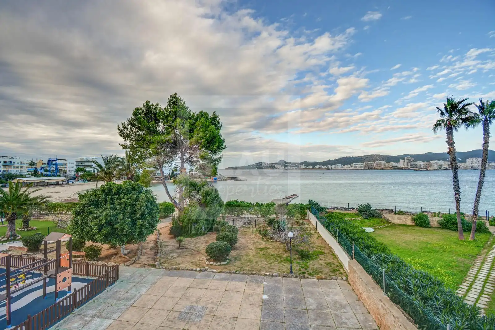 Garden of Flat for sale in Sant Josep de sa Talaia  with Air Conditioner, Terrace and Swimming Pool