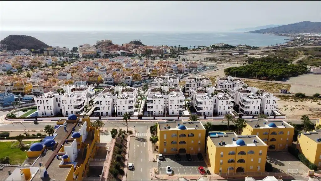 Wohnung mit Pool zum Verkauf in San Juan de los Terreros