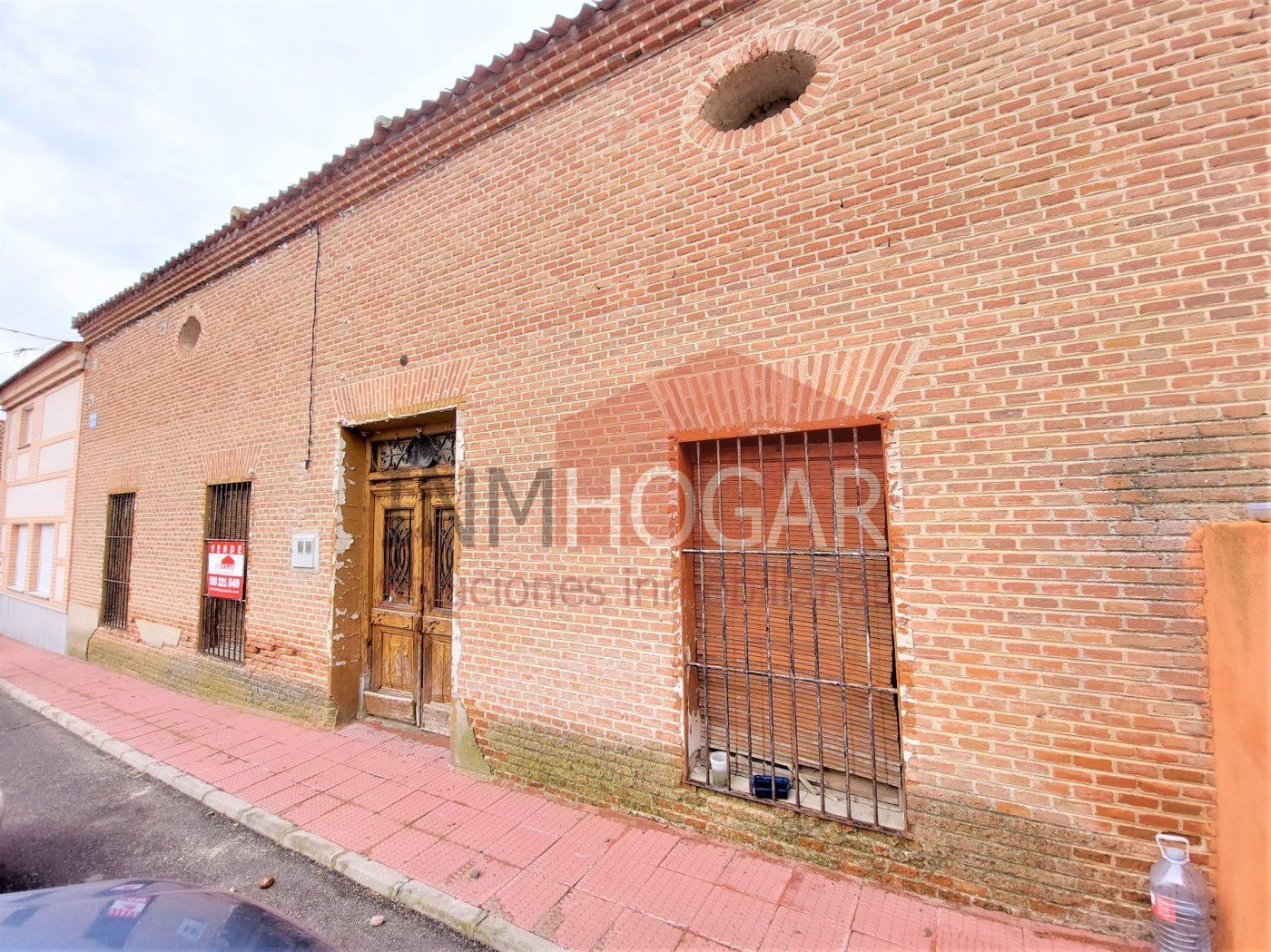 Exterior view of Country house for sale in San Esteban de Zapardiel  with Private garden, Terrace and Storage room