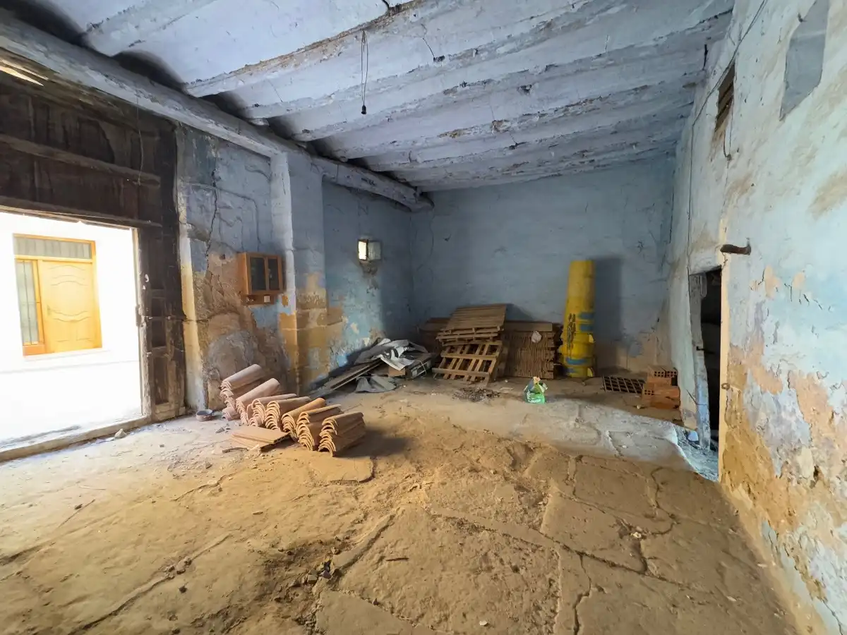 Casa adosada en venda en Castelserás amb Balcó