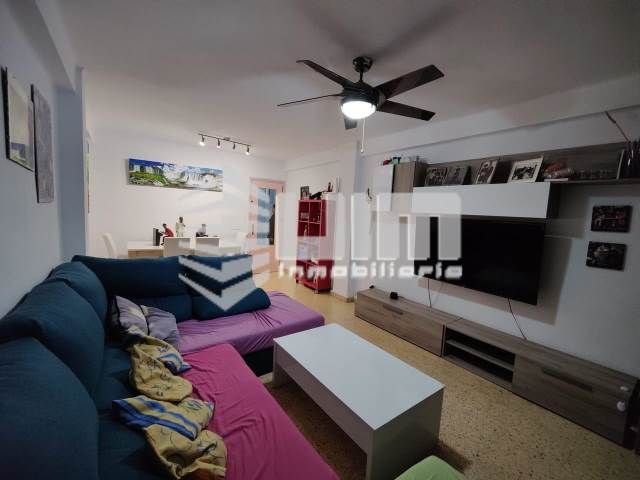 Sala d'estar de Pis en venda en Sagunto / Sagunt amb Aire condicionat, Calefacció i Balcó