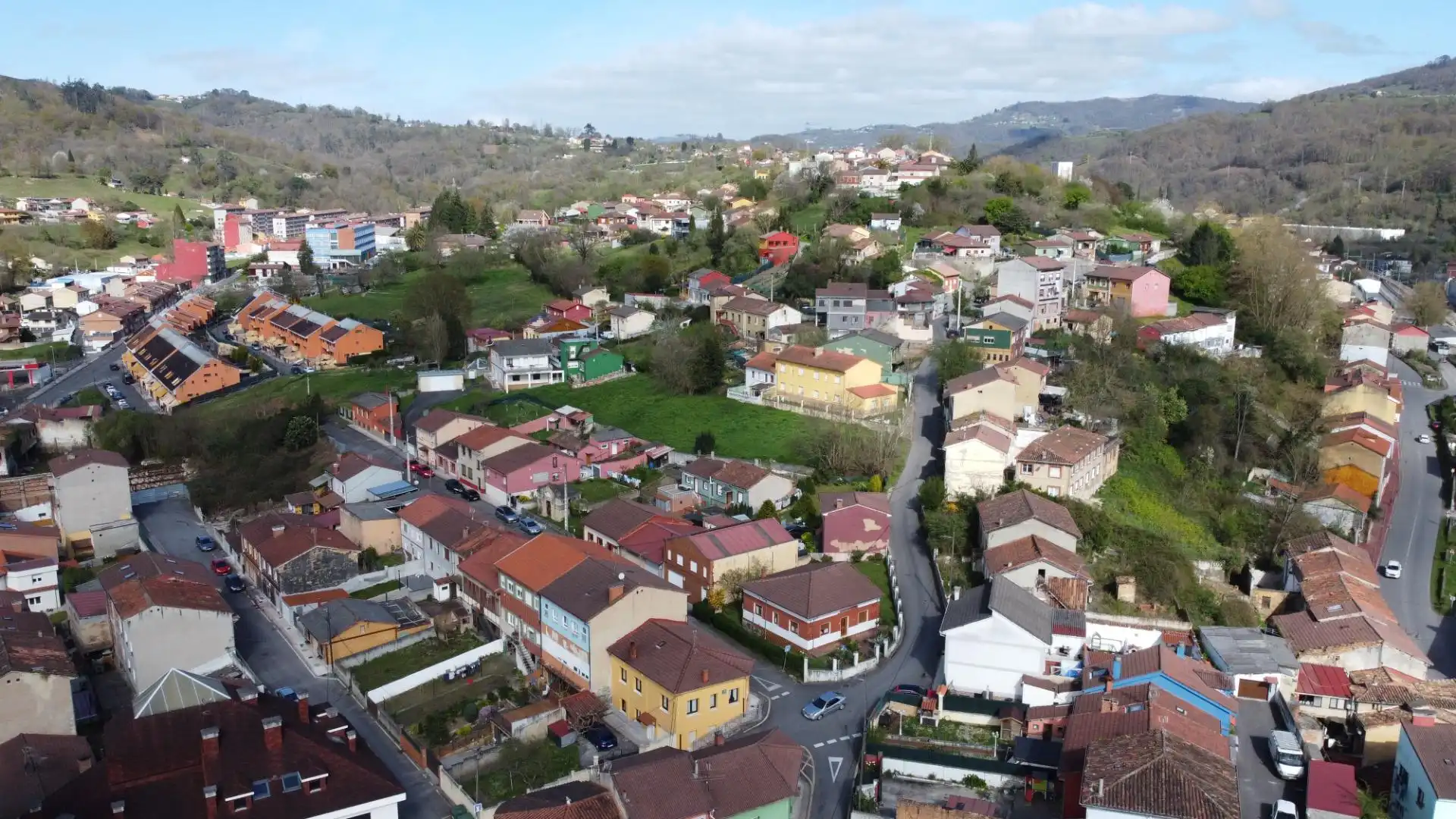 Vista exterior de Apartament en venda en Langreo amb Calefacció