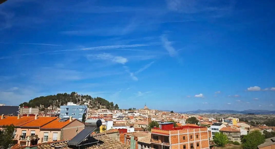 Casa adosada en venda a Castelló de Rugat