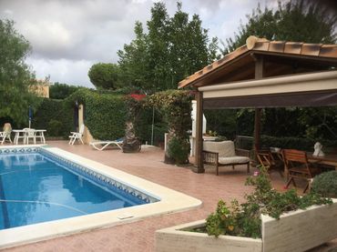 Casa con piscina in vendita a Madrigal