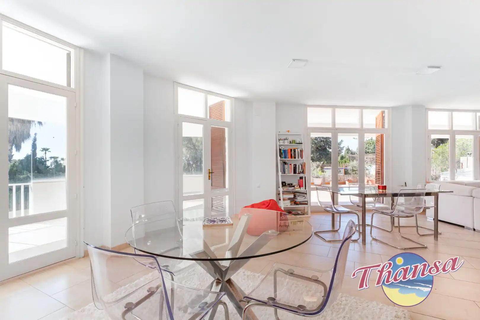 Comedor de Casa o chalet en venta en Alicante / Alacant con Aire acondicionado, Calefacción y Jardín privado