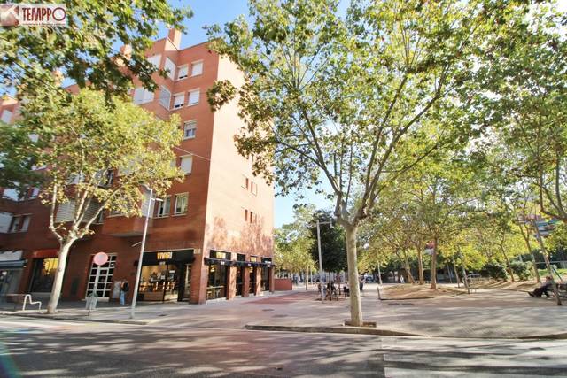 Local comercial en Venta en Carrer de Calvet d'Estrella en Eixample