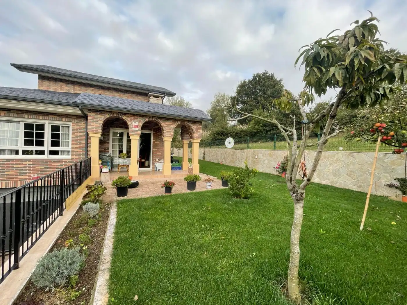 Chalet con jardín en venta en Calle SORRIBA, imagen 6