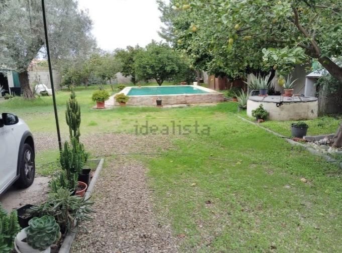 Jardí de Finca rústica en venda en Utrera amb Aire condicionat, Jardí privat i Traster