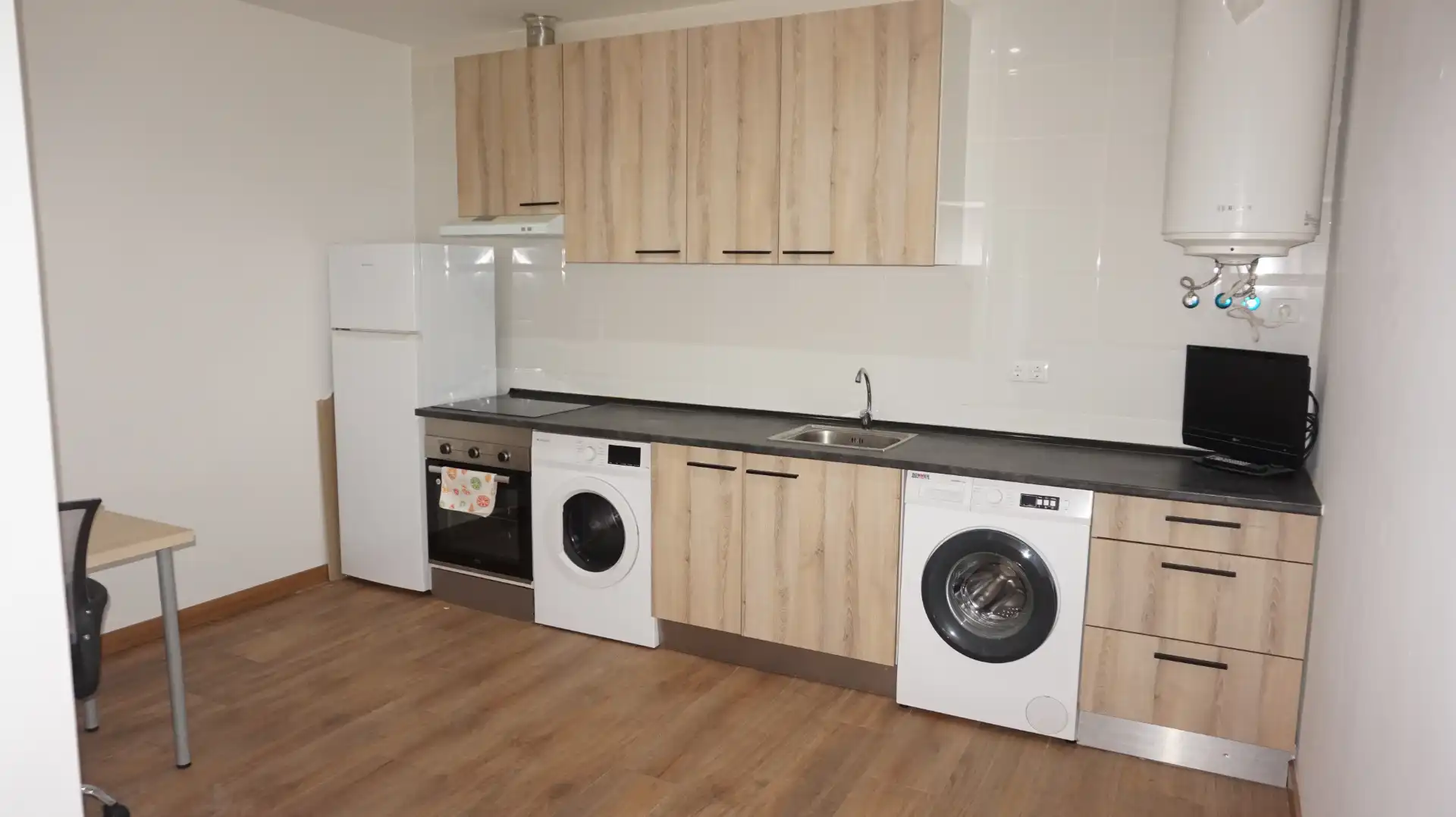 Cocina de Planta baja en venta en Torrejón de Ardoz con Aire acondicionado y Amueblado