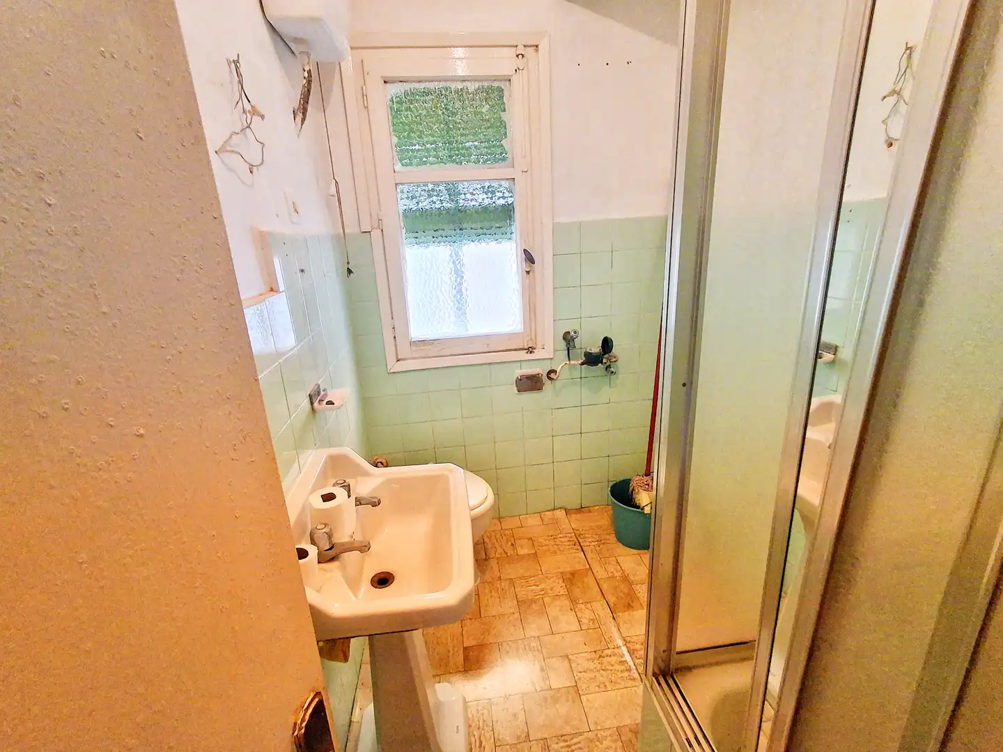 Baño de Piso en venta en Aranda de Duero con Calefacción, Trastero y Horno