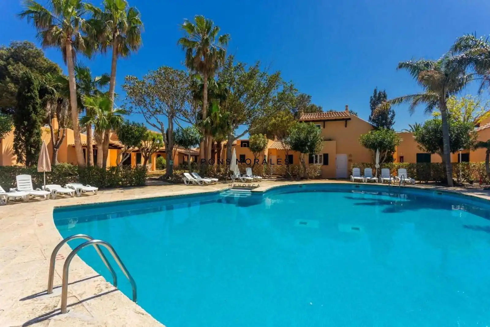 Piscina de Apartamento en venta en Ciutadella de Menorca con Aire acondicionado, Calefacción y Terraza