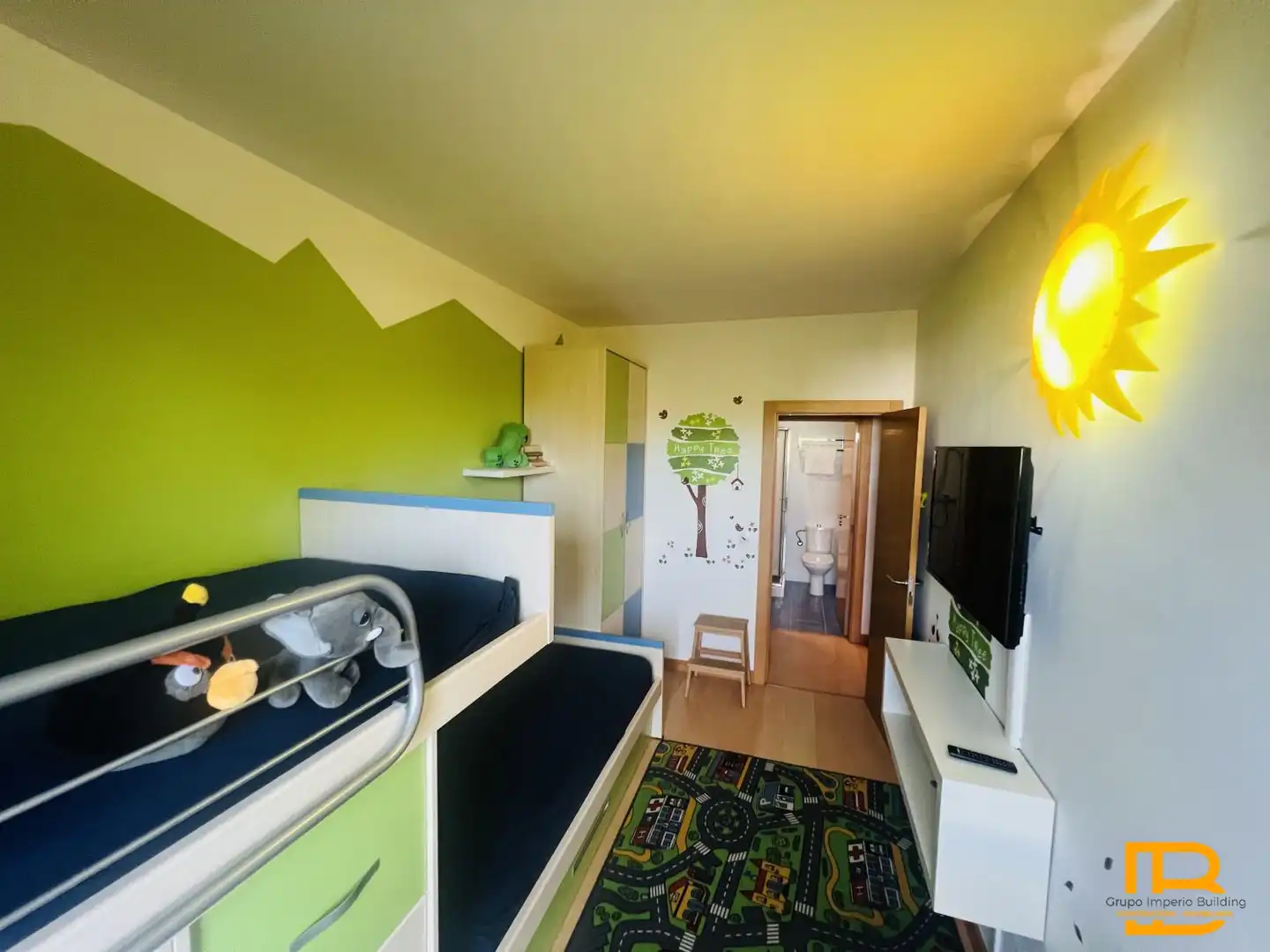 Habitación de Piso en venta en Villarcayo de Merindad de Castilla la Vieja con Calefacción, Parquet y Terraza