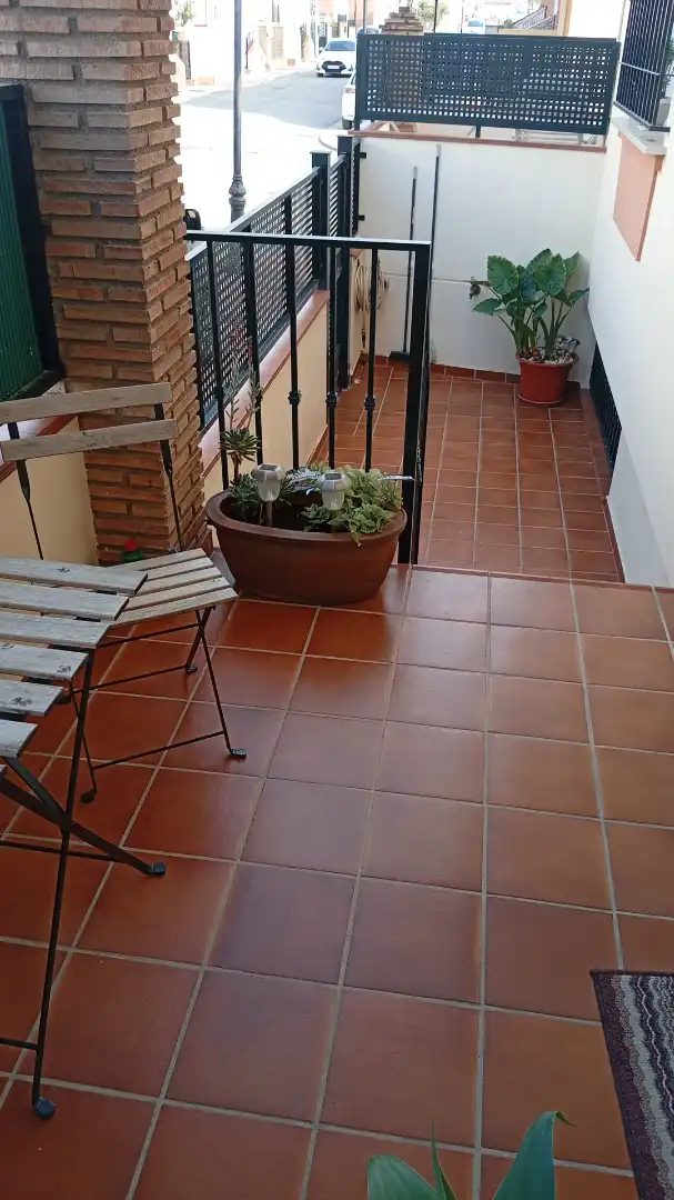 Semi-detached house with terrace for sale in Avenida Pago del Mesto, imagen 2