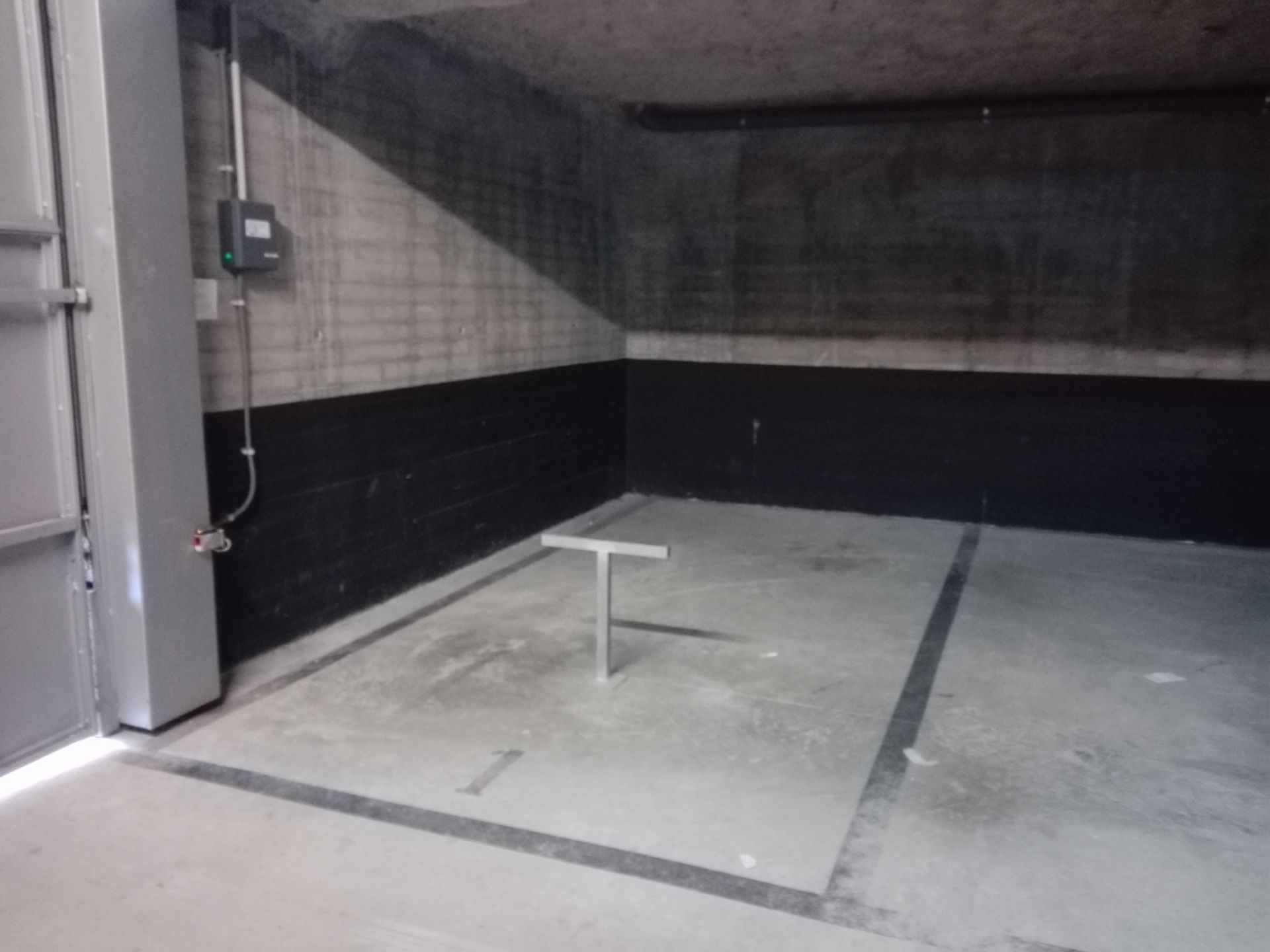 Garage for sale in Tiana