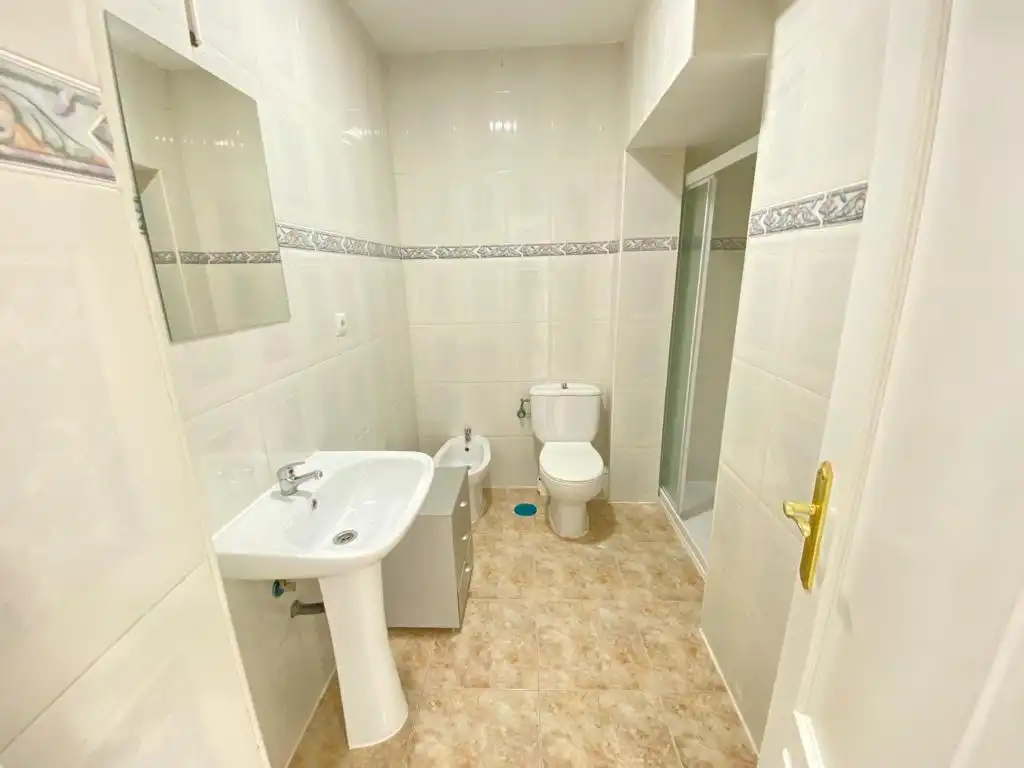 Habitación en Calle del Platino, 37, Los Rosales