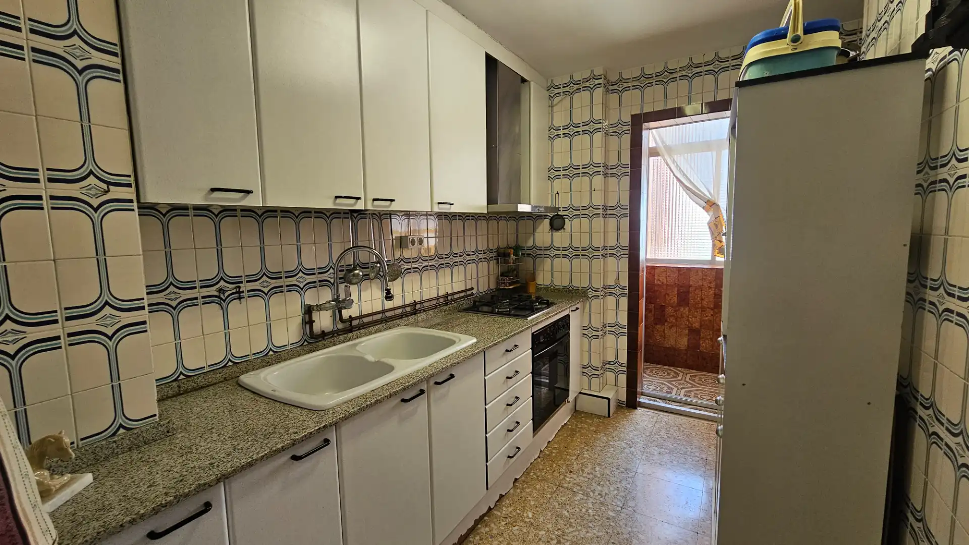 Kitchen of Flat for sale in Tarragona  with Terrace, Oven and Balcony