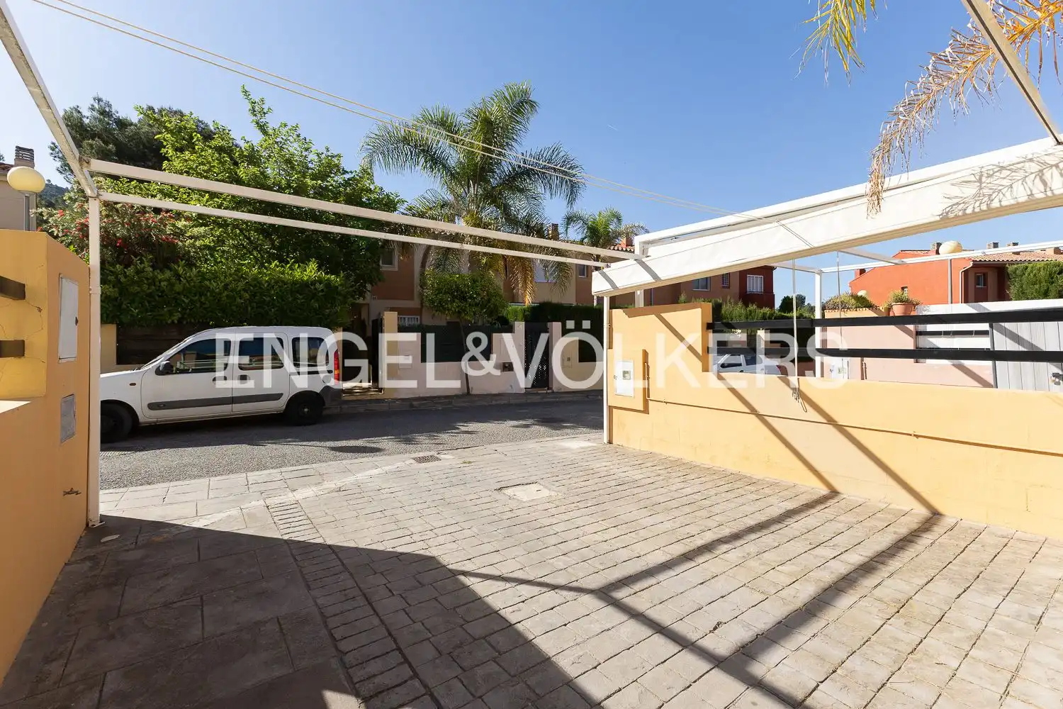Vista exterior de Casa o chalet de alquiler en Náquera con Aire acondicionado, Calefacción y Jardín privado