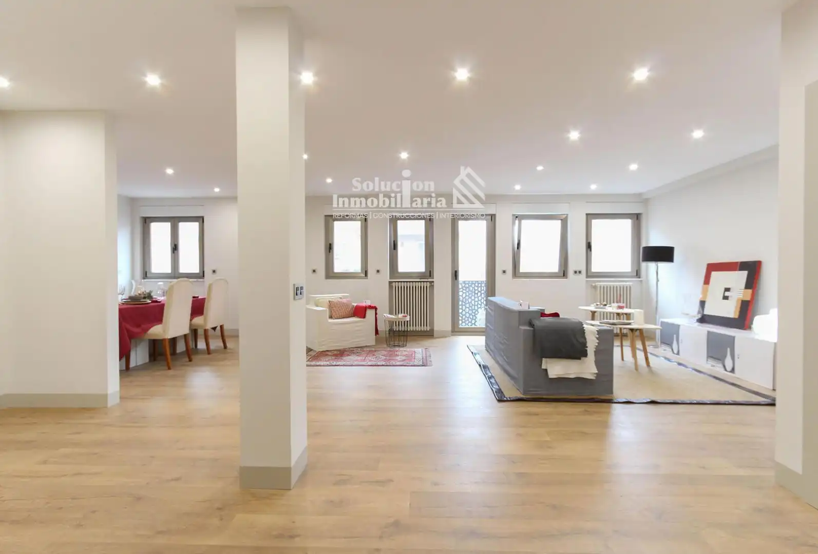 Sala d'estar de Pis en venda en Salamanca amb Calefacció, Terrassa i Moblat