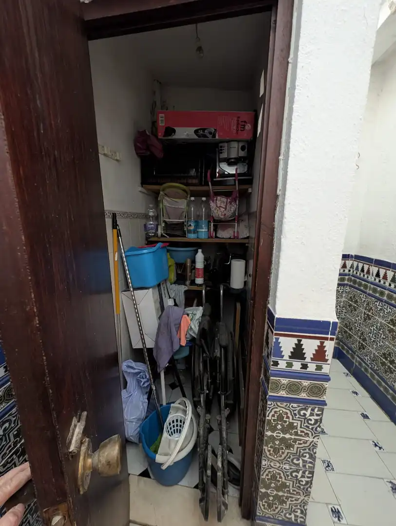 Houses for sale in Lucena  with Air Conditioner, Heating and Terrace