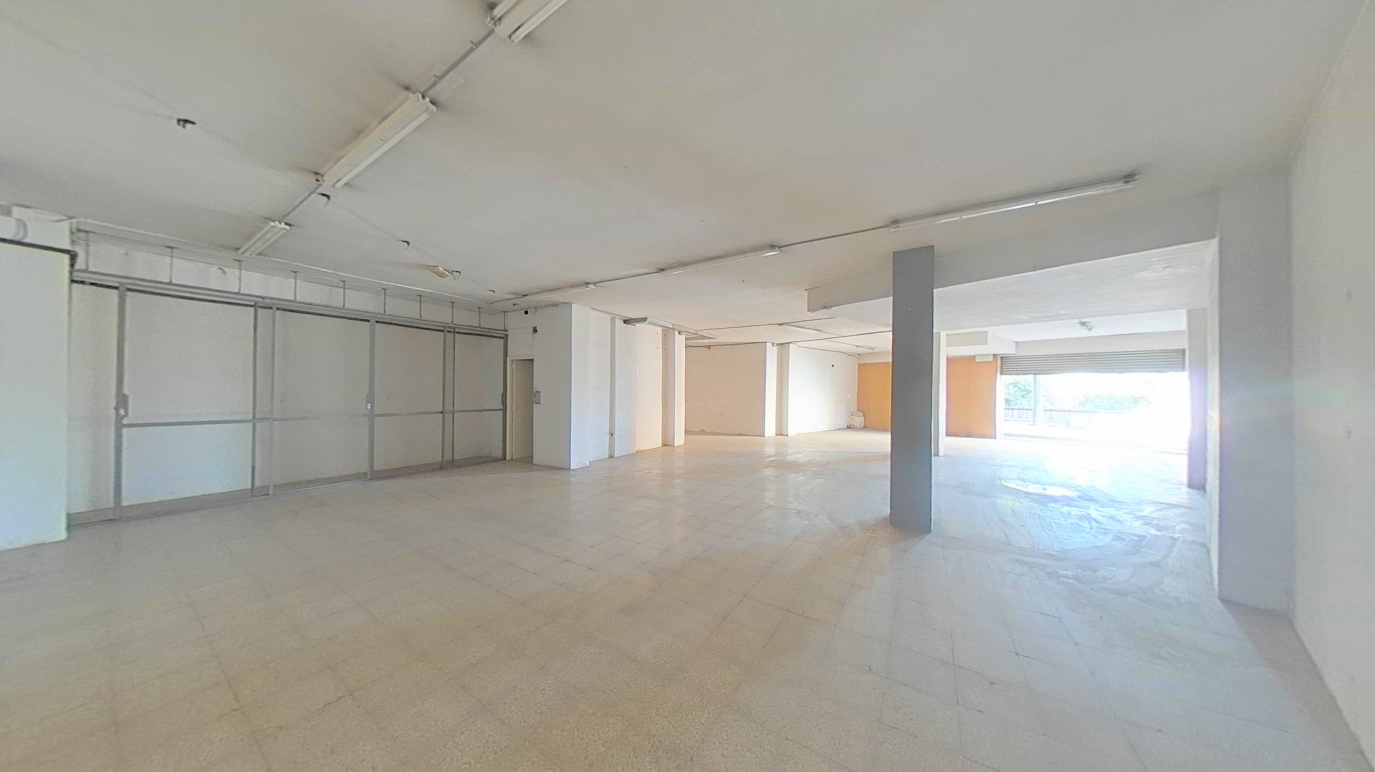 Office for sale in Girona Capital