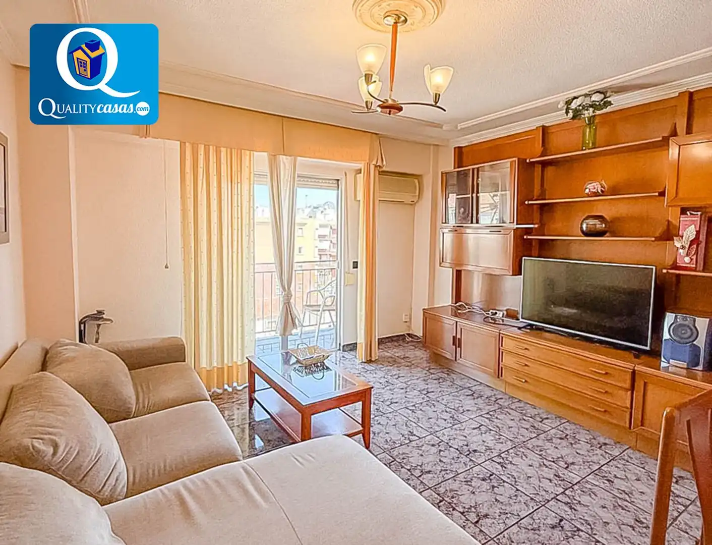 Sala d'estar de Apartament en venda en Sant Joan d'Alacant amb Aire condicionat, Terrassa i Balcó