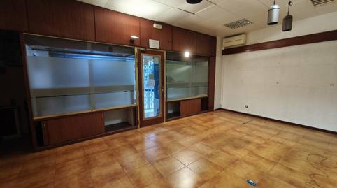 Photo 2 of Premises to rent in Calle Josep Anselm Clavé, Centre, Santa Coloma de Gramenet