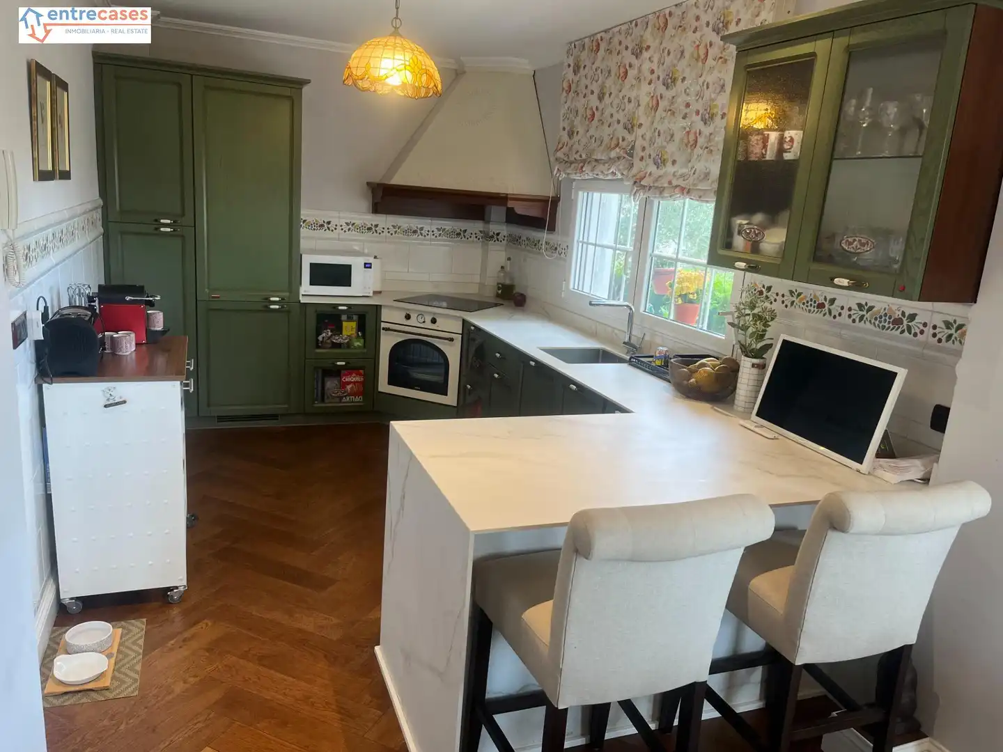 Cuina de Casa o xalet en venda en Altura amb Aire condicionat, Calefacció i Jardí privat
