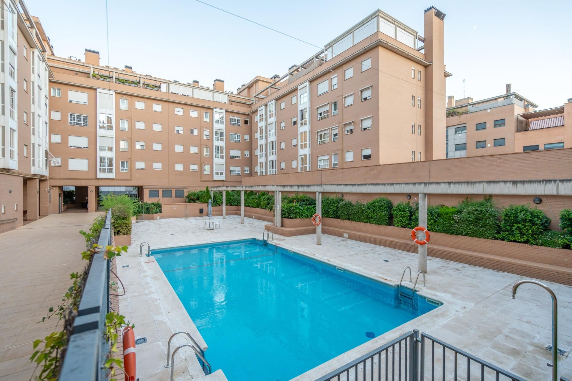 Swimming pool of Flat for sale in  Madrid Capital  with Air Conditioner, Heating and Storage room