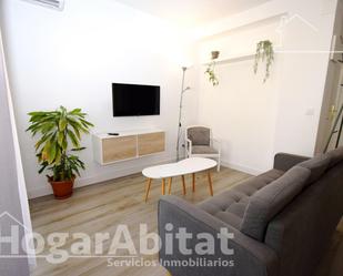 Sala d'estar de Pis en venda en  Valencia Capital amb Parquet i Balcó