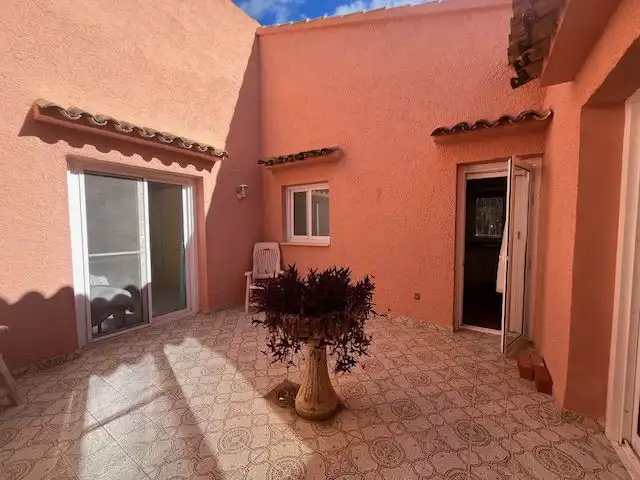 Houses for sale in L'Albir