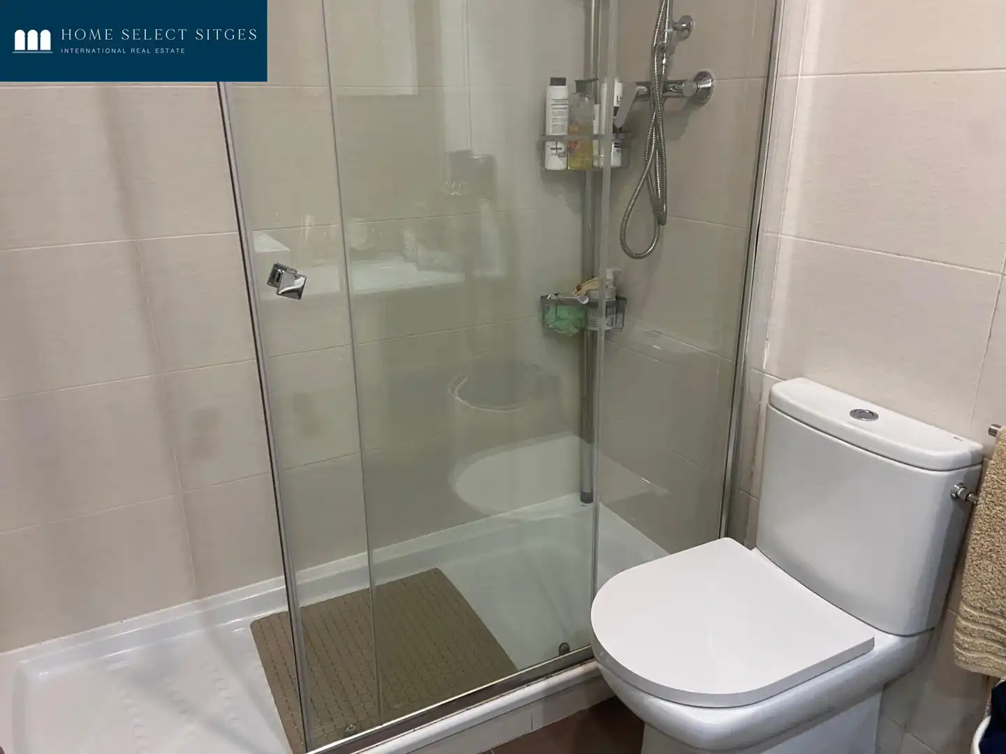 Bathroom of Ground floor for sale in Sitges  with Air Conditioner, Heating and Private garden