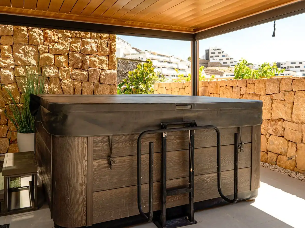 Chalet con piscina en venta en Golf Bahía, imagen 31