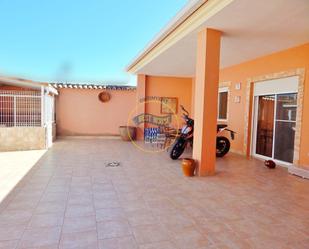Vista exterior de Casa o xalet en venda en Bufali amb Aire condicionat, Calefacció i Jardí privat