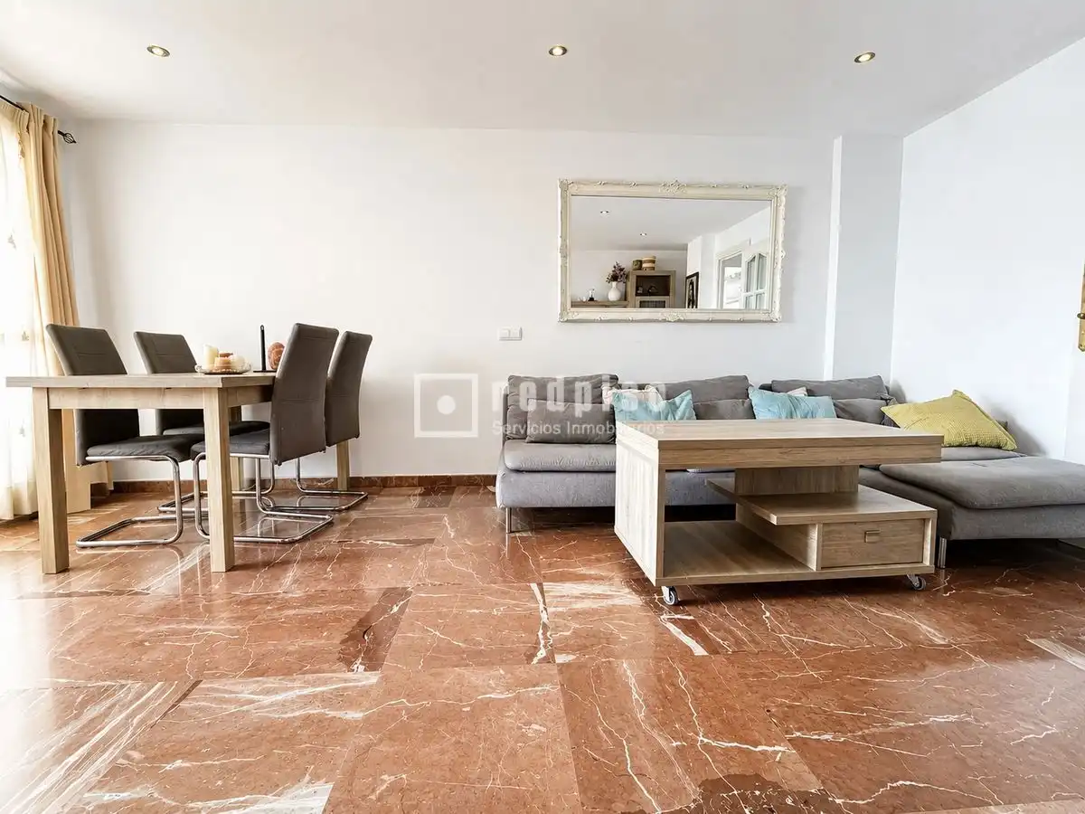 Sala de estar de Piso en venta en Torremolinos con Aire acondicionado y Terraza