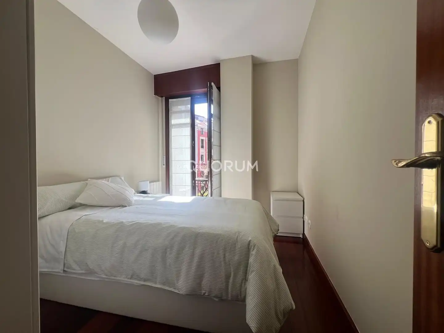 Bedroom of Flat for rent in Bilbao   with Heating and Furnished