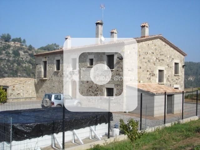 Vista exterior de Finca rústica en venda en Talamanca amb Aire condicionat, Calefacció i Terrassa