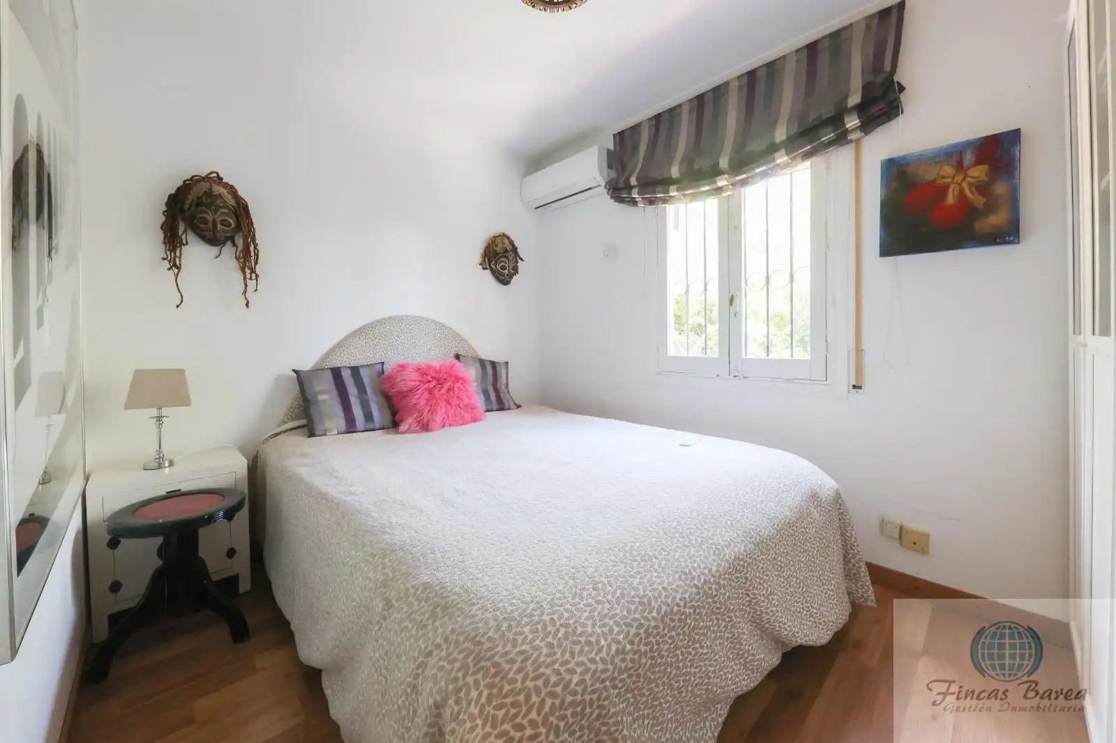 Bedroom of Houses for sale in Mijas  with Air Conditioner, Terrace and Storage room