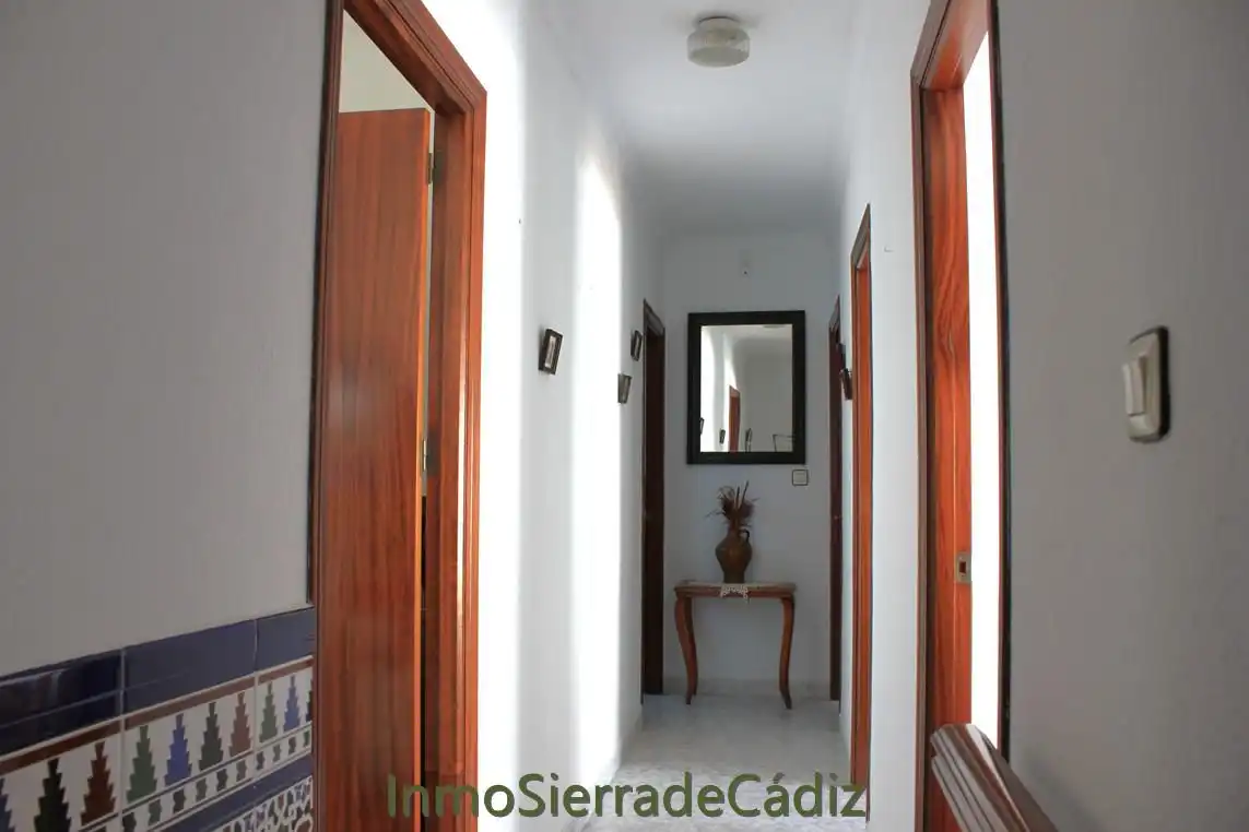 Houses for sale in Algodonales  with Air Conditioner, Private garden and Storage room