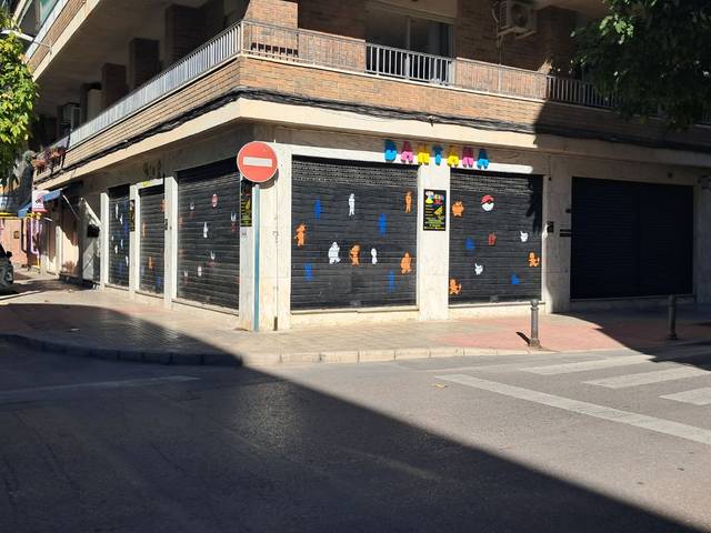 Local comercial en Alquiler en Carrer Salvador i Vicente Pérez Lledó, 11 en Centro