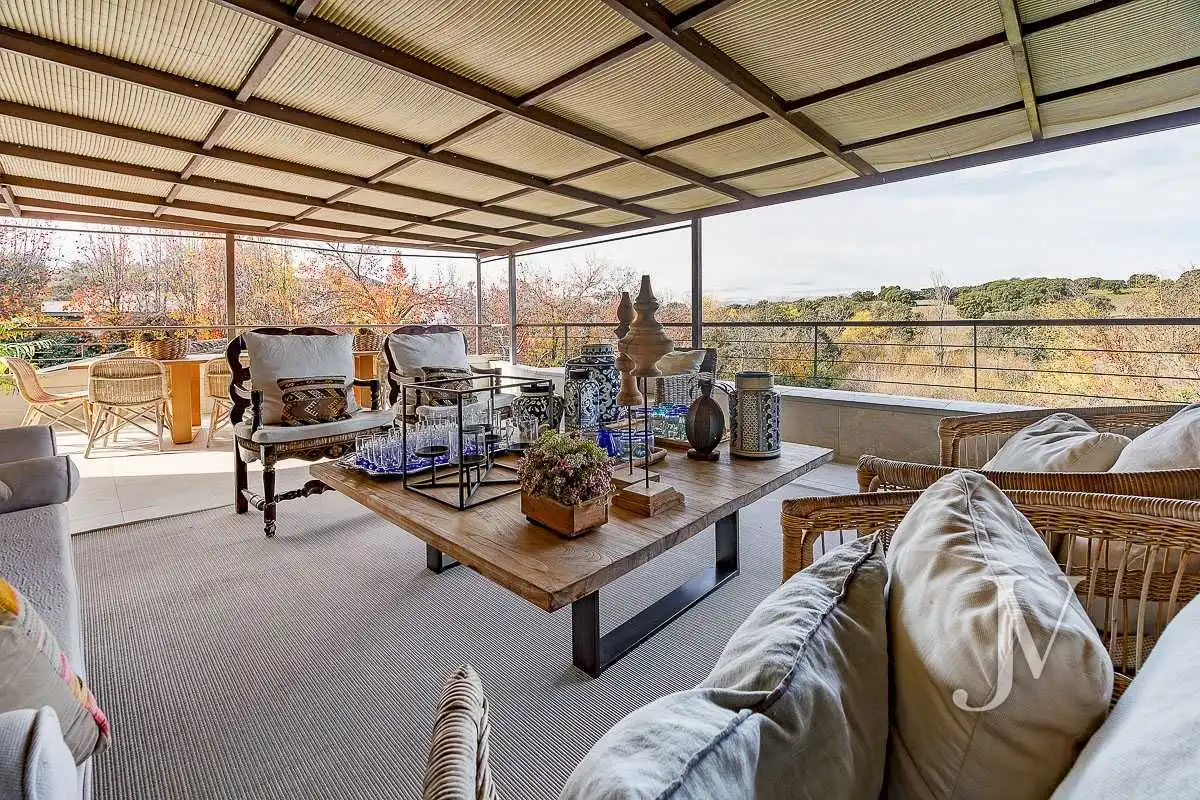 Terraza de Casa o chalet en venta en Ciudalcampo con Aire acondicionado, Calefacción y Jardín privado