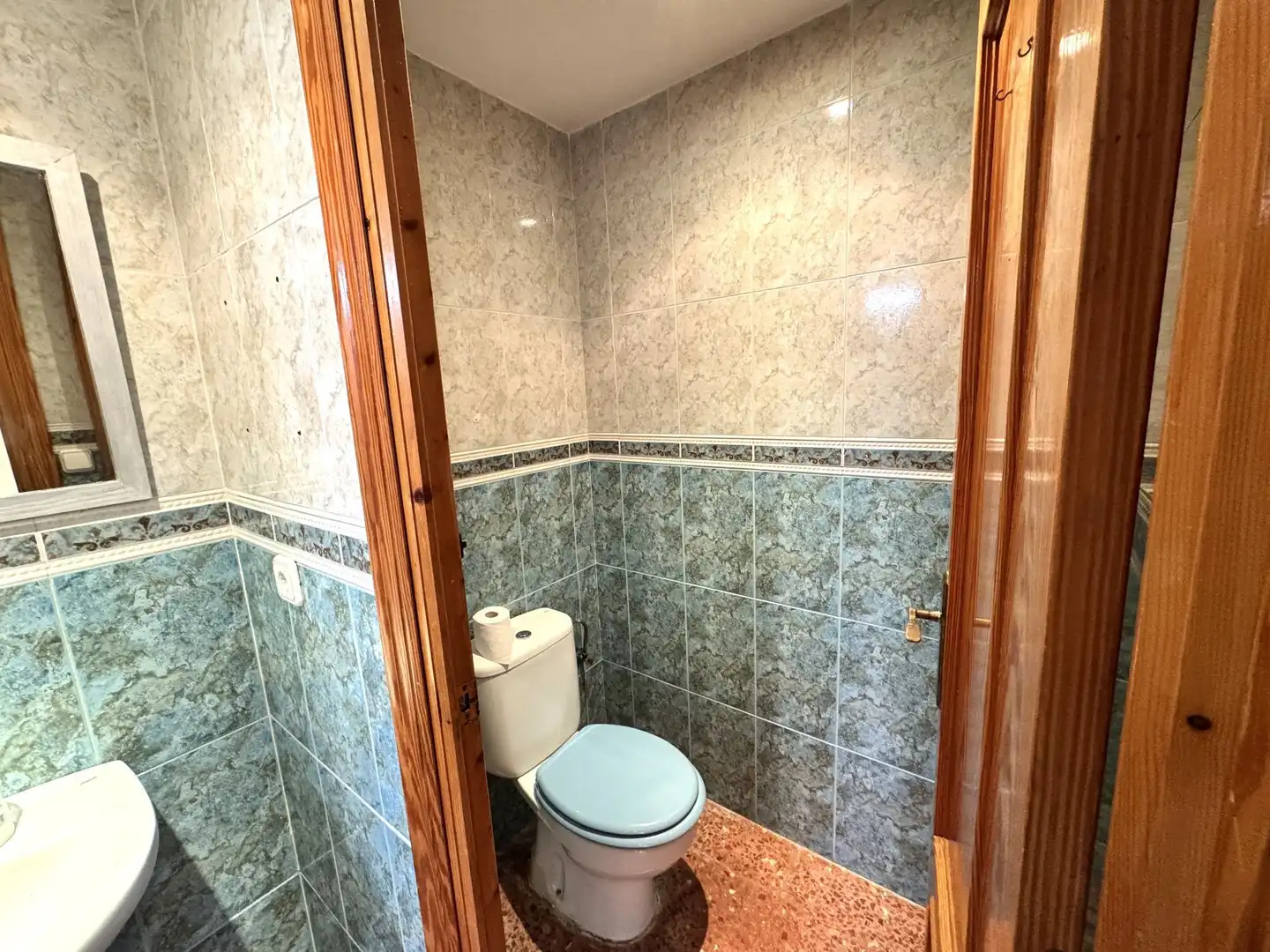 Baño de Local de alquiler en Benidorm con Aire acondicionado