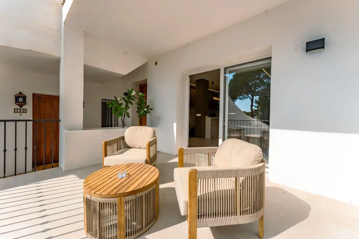 Bajo con piscina en venta en Nueva Andalucía, imagen 3
