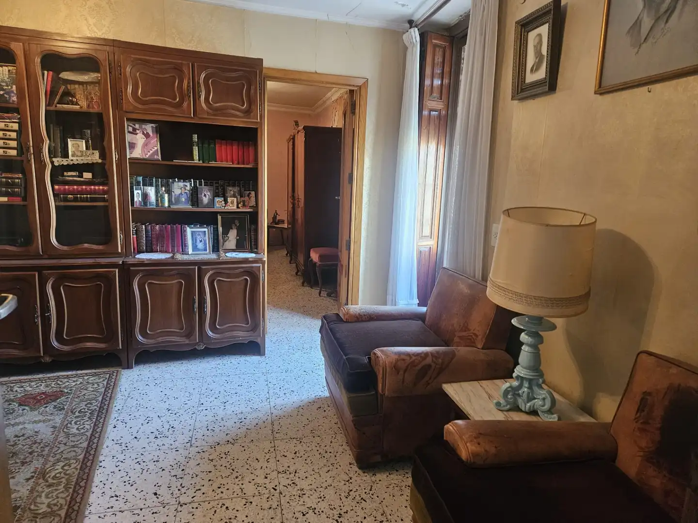 Living room of Houses for sale in Oliva  with Air Conditioner, Heating and Storage room