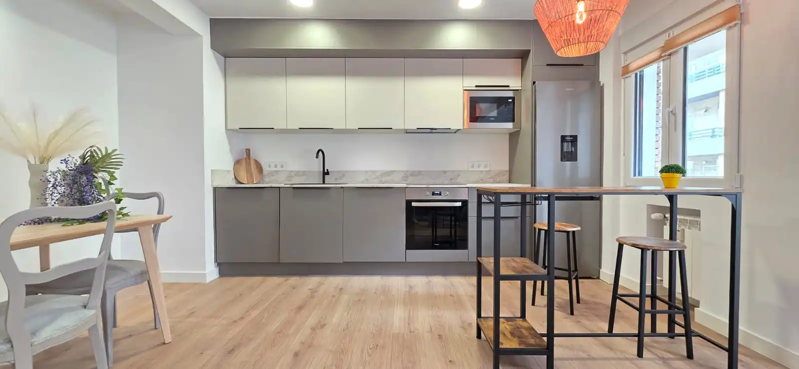 Cocina de Piso en venta en Valladolid con Calefacción y Balcón