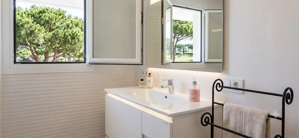 Badezimmer von Wohnung zum Verkauf in Capdepera mit Klimaanlage, Terrasse und Möbliert
