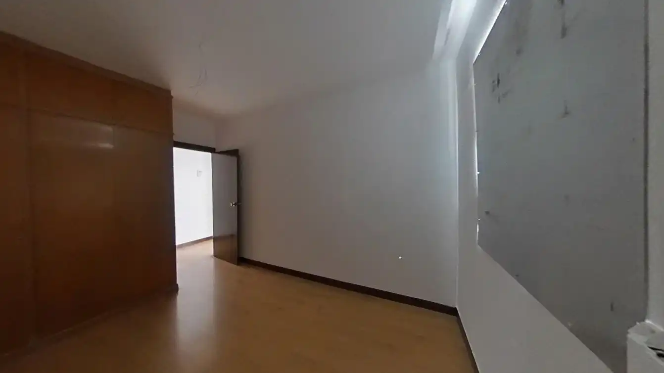Flat for sale in Madrid  with Air Conditioner and Heating